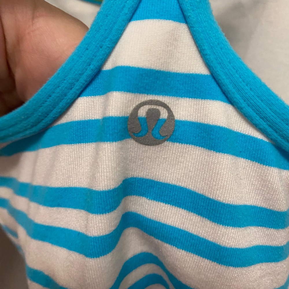 Two Lululemon Tops - Picture 5 of 7